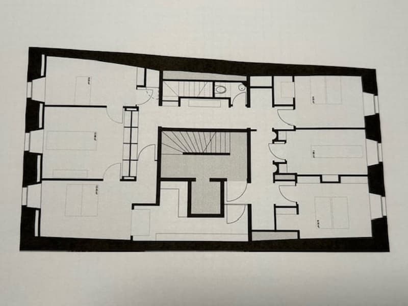 Modernes, ungewöhnliches Büro im Herzen von Nyon, mit Blick auf den See - Place du Château (7)