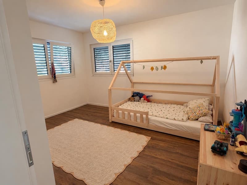 Spacieuse et lumineuse villa individuelle à louer à Trélex (9)