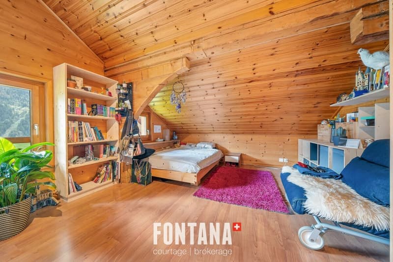 Multi-family chalet of character (26)