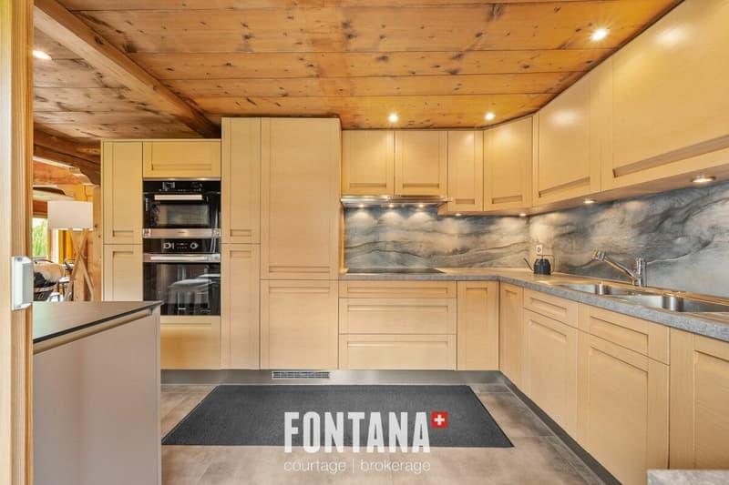 Multi-family chalet of character (24)