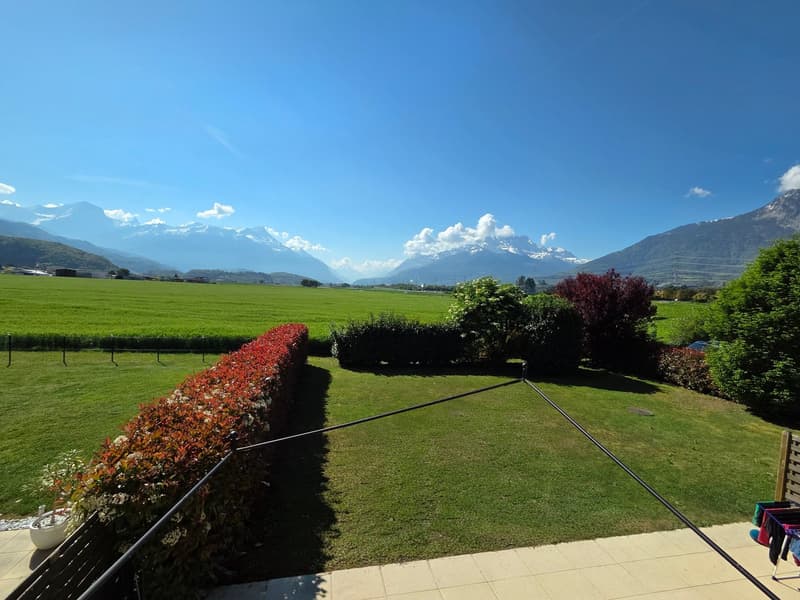 Duplex 5.5 rooms with mountain view in Aigle (2)