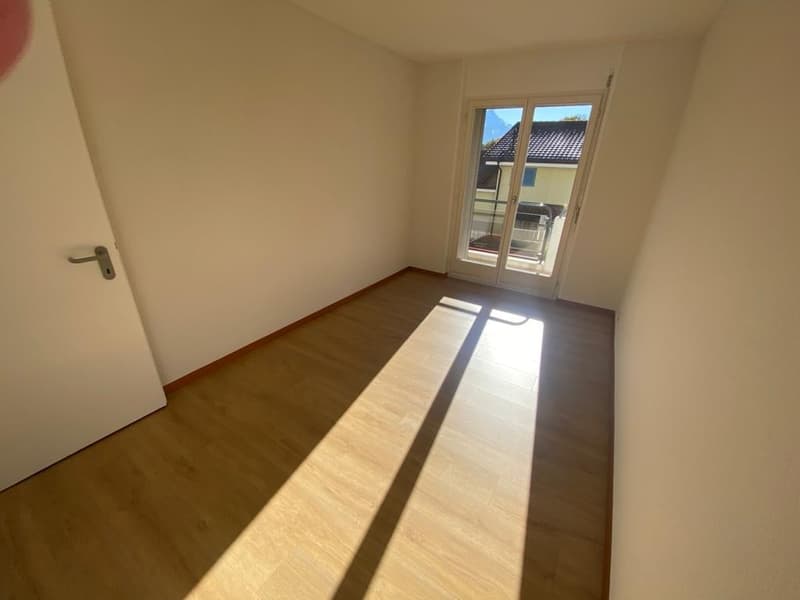 Appartamento luminoso di 3 locali con balcone e vista sulle montagne a Vouvry (7)