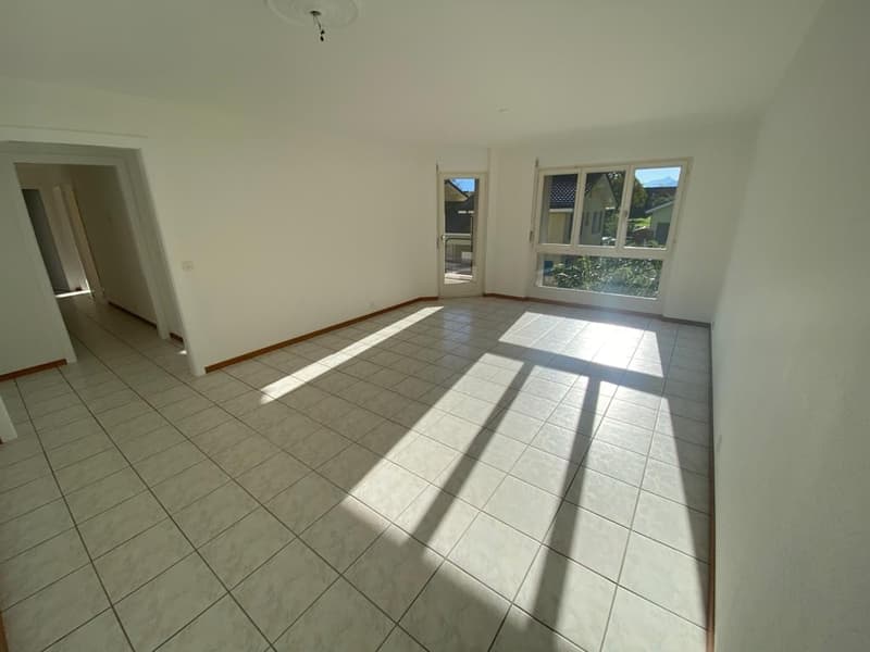 Appartamento luminoso di 3 locali con balcone e vista sulle montagne a Vouvry (4)