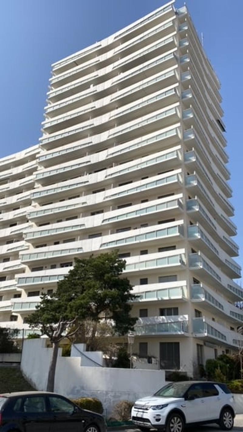 A louer charmant appartement de 2 pièces au 11ème étage à Sierre (1)