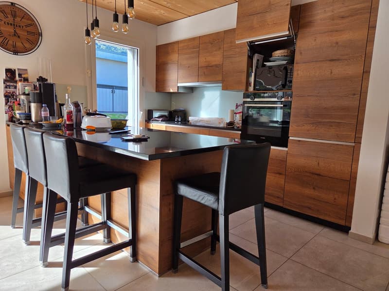 Maison individuelle moderne de 5.5 pièces à Choëx avec vue panoramique sur les montagnes (5)