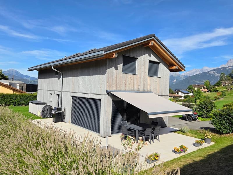 Maison individuelle moderne de 5.5 pièces à Choëx avec vue panoramique sur les montagnes (1)
