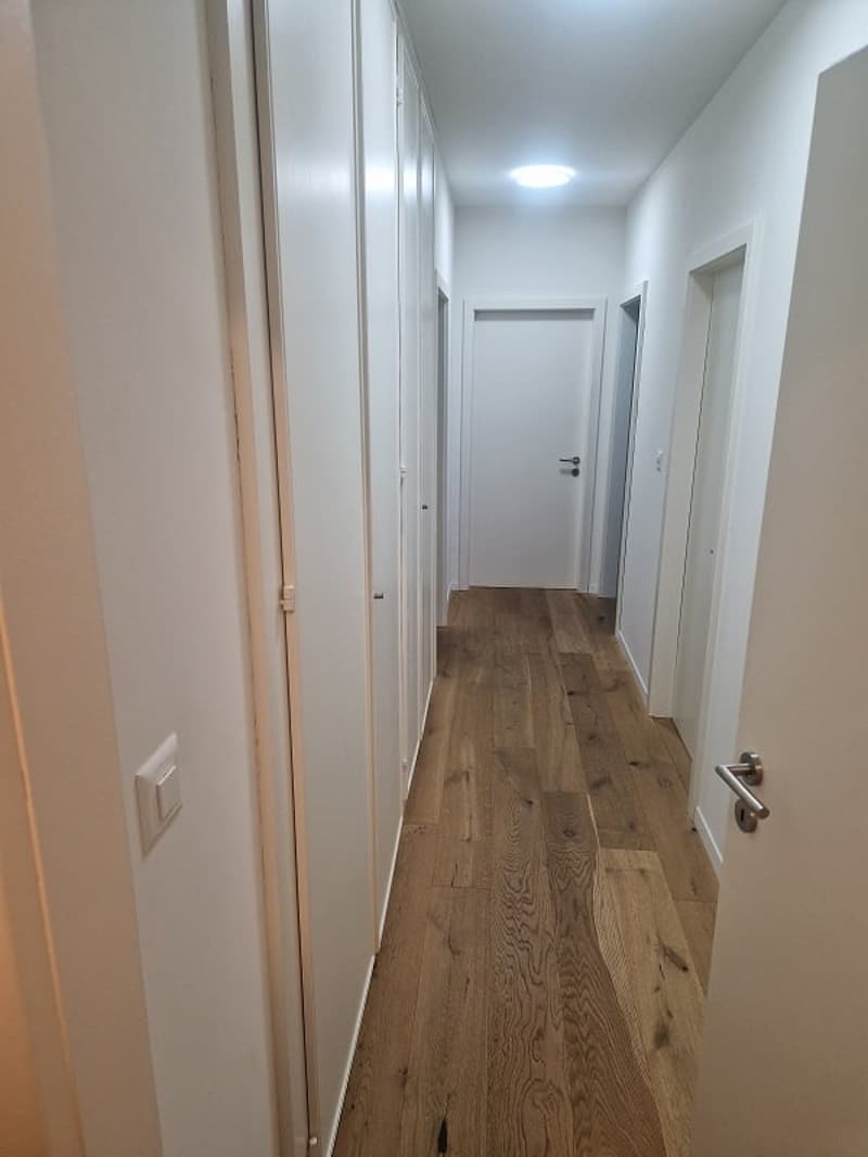 Spacieux appartement de 5 pièces avec balcon à Monthey (6)