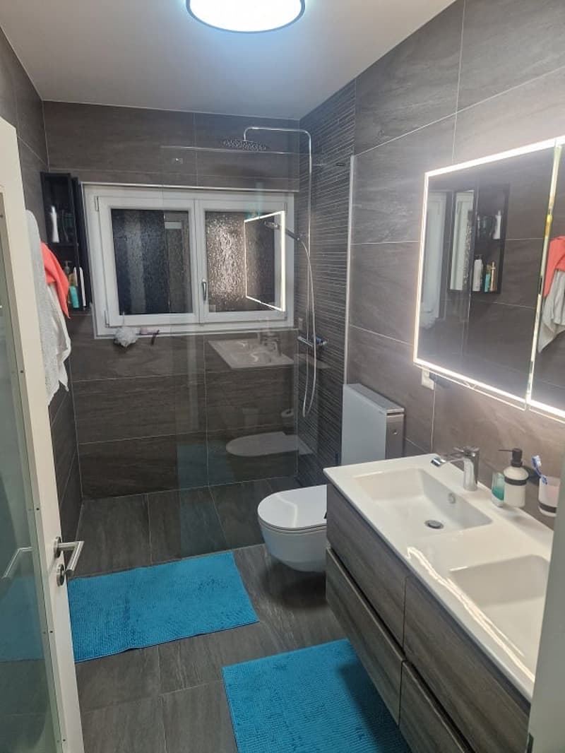 Spacieux appartement de 5 pièces avec balcon à Monthey (2)