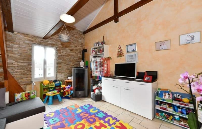 Village house with 3.5 rooms in Fully (3)