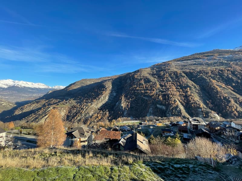 Riservato: terreno di 1047 m2 con vista sulle montagne e la valle nel Val d'Hérens (2)