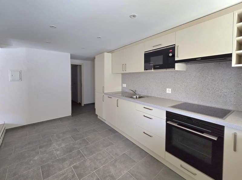 Charming 2.5-room apartment completely renovated in St-Martin (Val d'Hérens) (8)