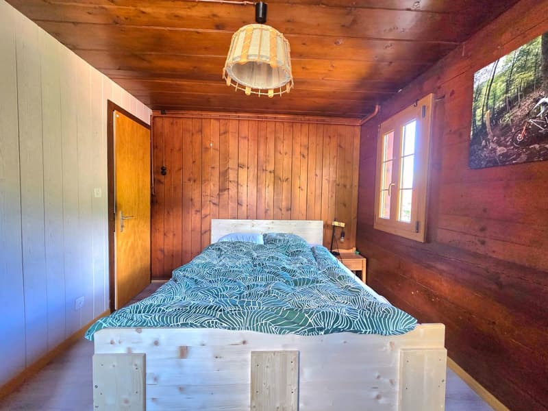3.5-room apartment and commercial space with potential for conversion into a duplex in Euseigne (9)