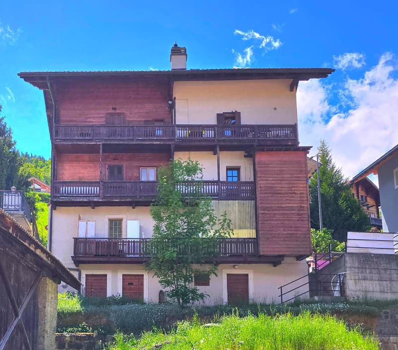 3.5-room apartment and commercial space with potential for conversion into a duplex in Euseigne (23)