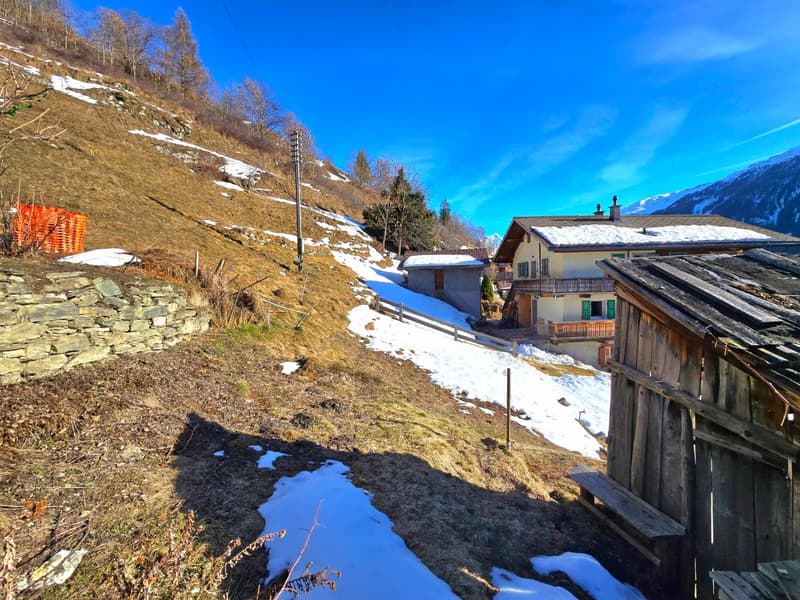 Authentic village house with 2 apartments to renovate in St-Martin (Val d’Hérens) (24)