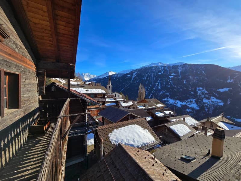 Authentic village house with 2 apartments to renovate in St-Martin (Val d’Hérens) (9)