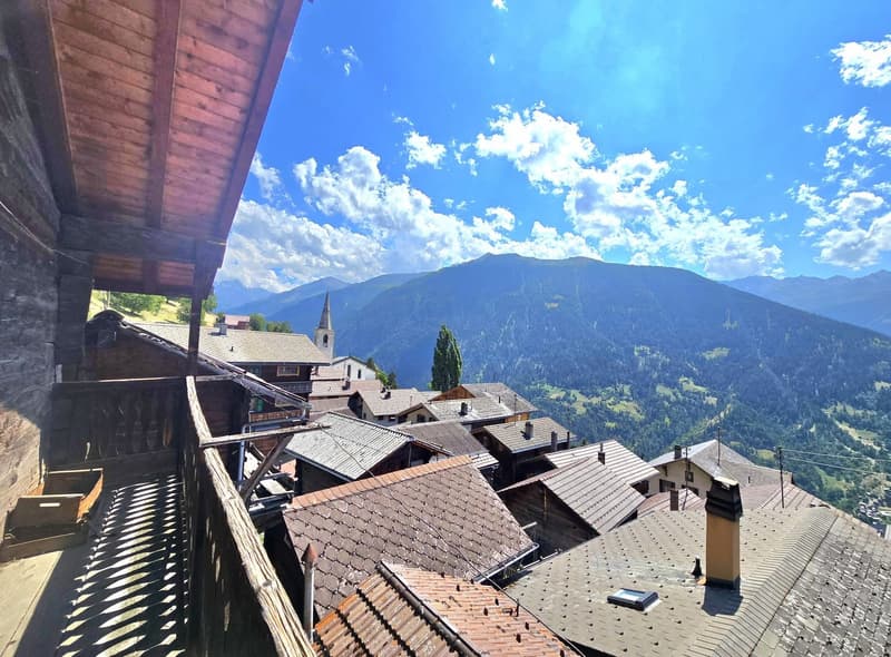 Authentic village house with 2 apartments to renovate in St-Martin (Val d’Hérens) (22)
