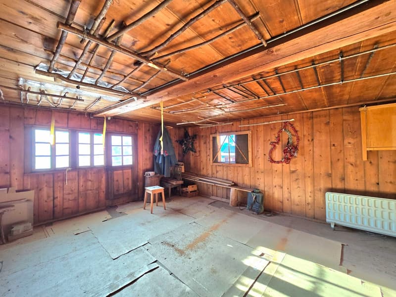 Authentic village house with 2 apartments to renovate in St-Martin (Val d’Hérens) (5)