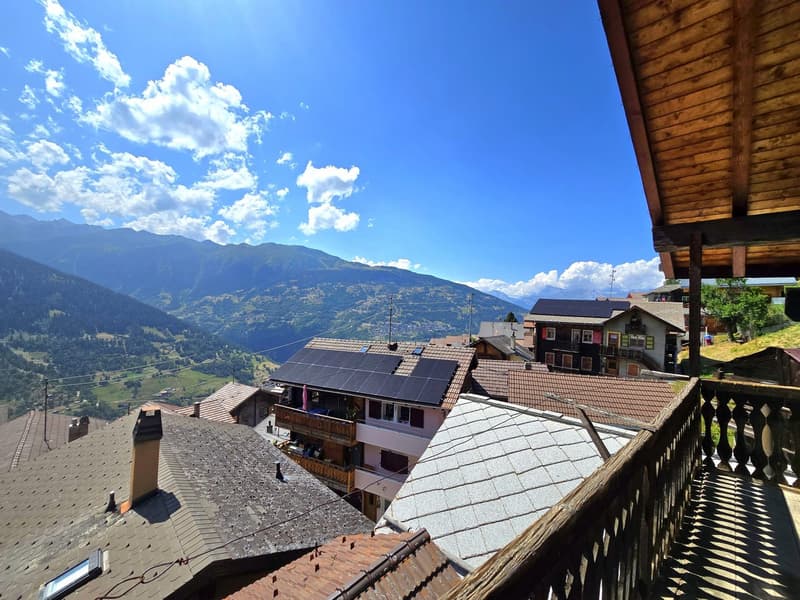 Authentic village house with 2 apartments to renovate in St-Martin (Val d’Hérens) (21)