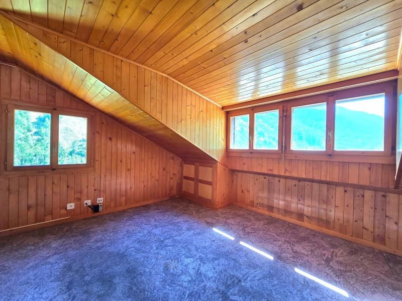 Appartements à rénover et réunir en duplex dans une authentique maison villageoise, Val d’Hérens (17)