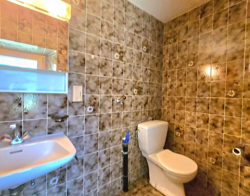 Charmant appartement à Eison (Val d’Hérens) avec vue, grand jardin et garage (11)