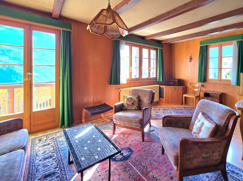Grande maison familiale avec 2 appartements, surface commerciale, grange et extérieur à Hérémence (5)