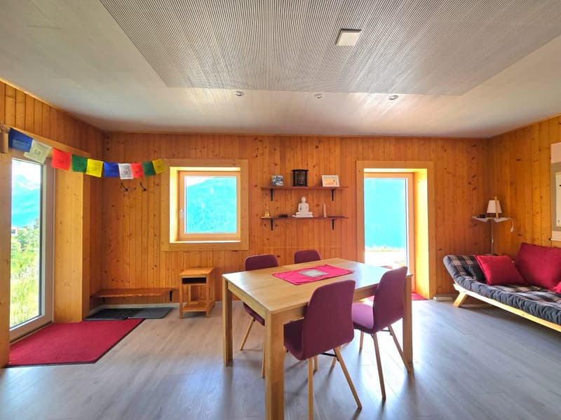 Appartement rénové avec  terrasse, vue imprenable et plein soleil à Eison (St-Martin) Val d’Hérens (3)