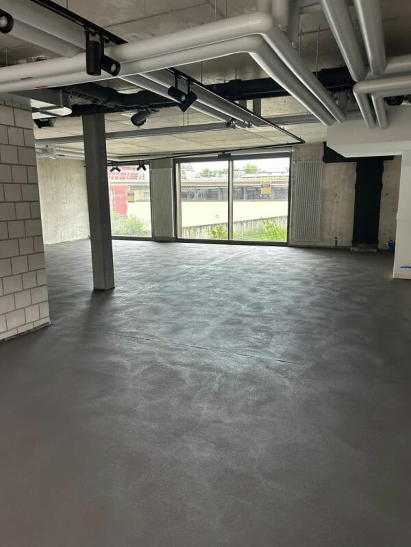 Local commercial de 120 m2 à Neuchâtel (5)