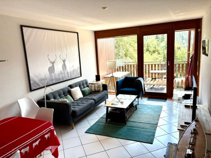 Charmantes 3.5-Zimmer-Wohnung mit Möbeln in St-Cergue mit Aussicht und Balkon (6)