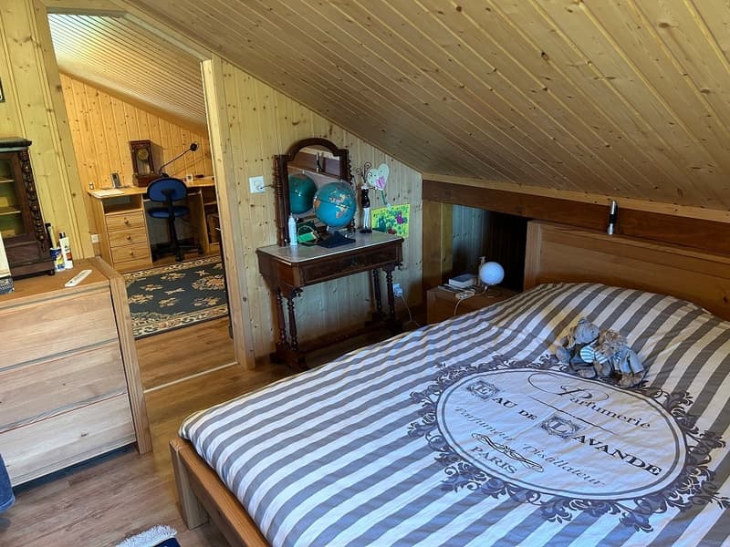 Chalet chaleureux de 3 pièces à St-Cergue avec vue et cachet montagnard (9)