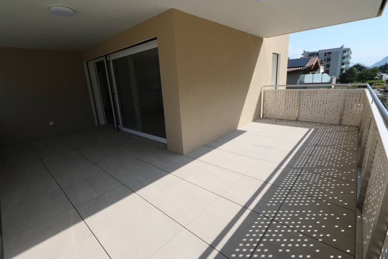 1er LOYER OFFERT ! Appartement neuf de 3.5 pièces avec balcon et vue sur les montagnes à Saxon (3)