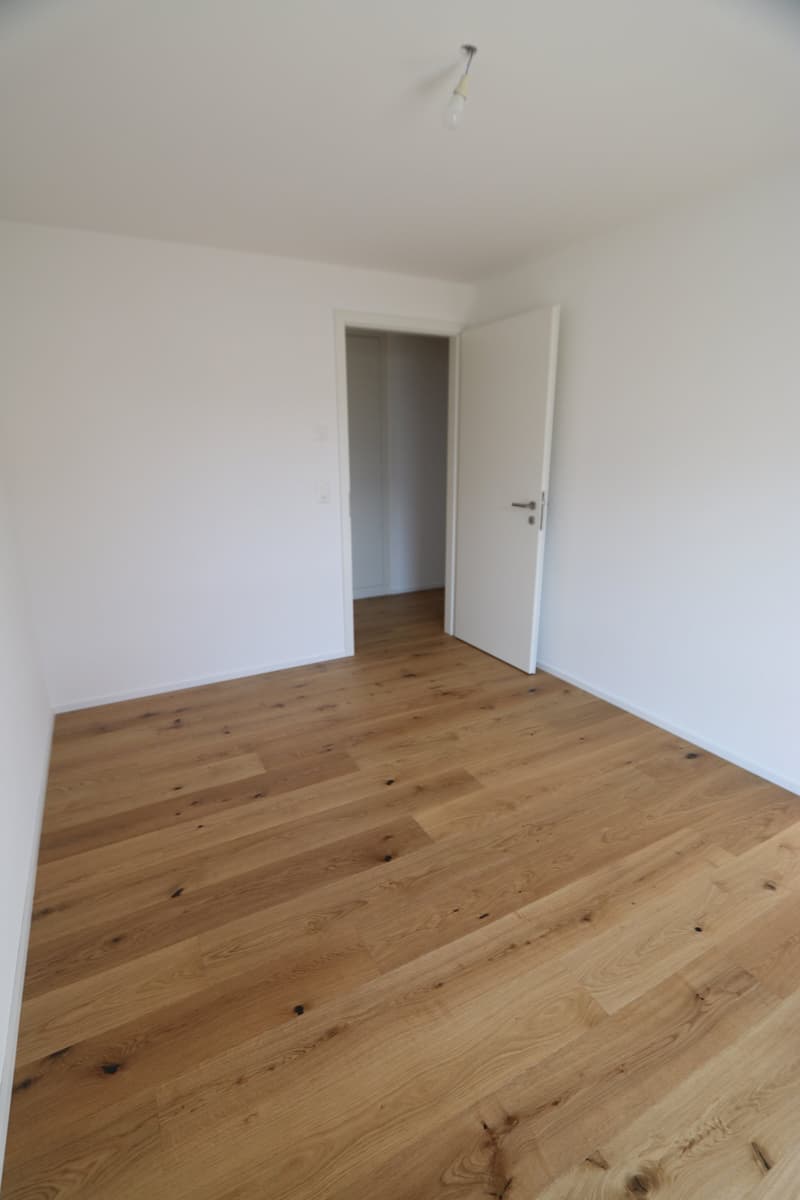 1er LOYER OFFERT ! Appartement neuf de 3.5 pièces avec balcon et vue sur les montagnes à Saxon (12)
