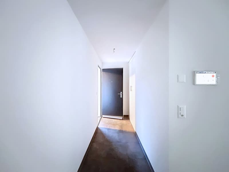 Appartement moderne de 3.5 pièces avec balcon à Saxon (8)