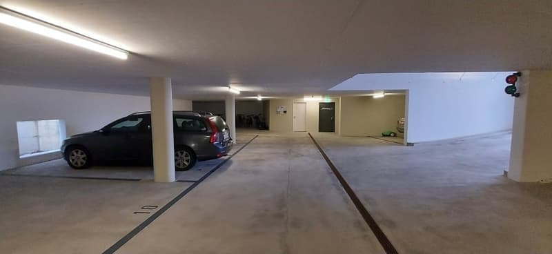 Place de parking en garage souterrain avec 4,4% de rendement à proximité du lac de Constance et de la gare de Landschlacht (5)
