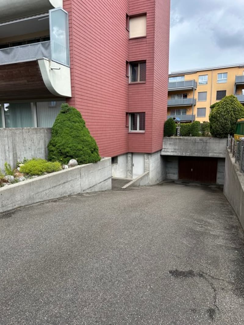 2 Tiefgaragenplätze zu vermieten (auch einzeln möglich) (1)