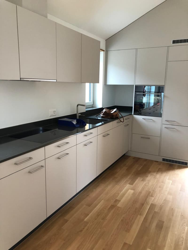 Bureaux et locaux commerciaux, précédemment utilisés comme cabinet de massage (18)