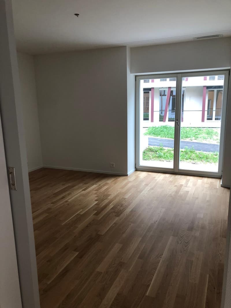 Bureaux et locaux commerciaux, précédemment utilisés comme cabinet de massage (16)