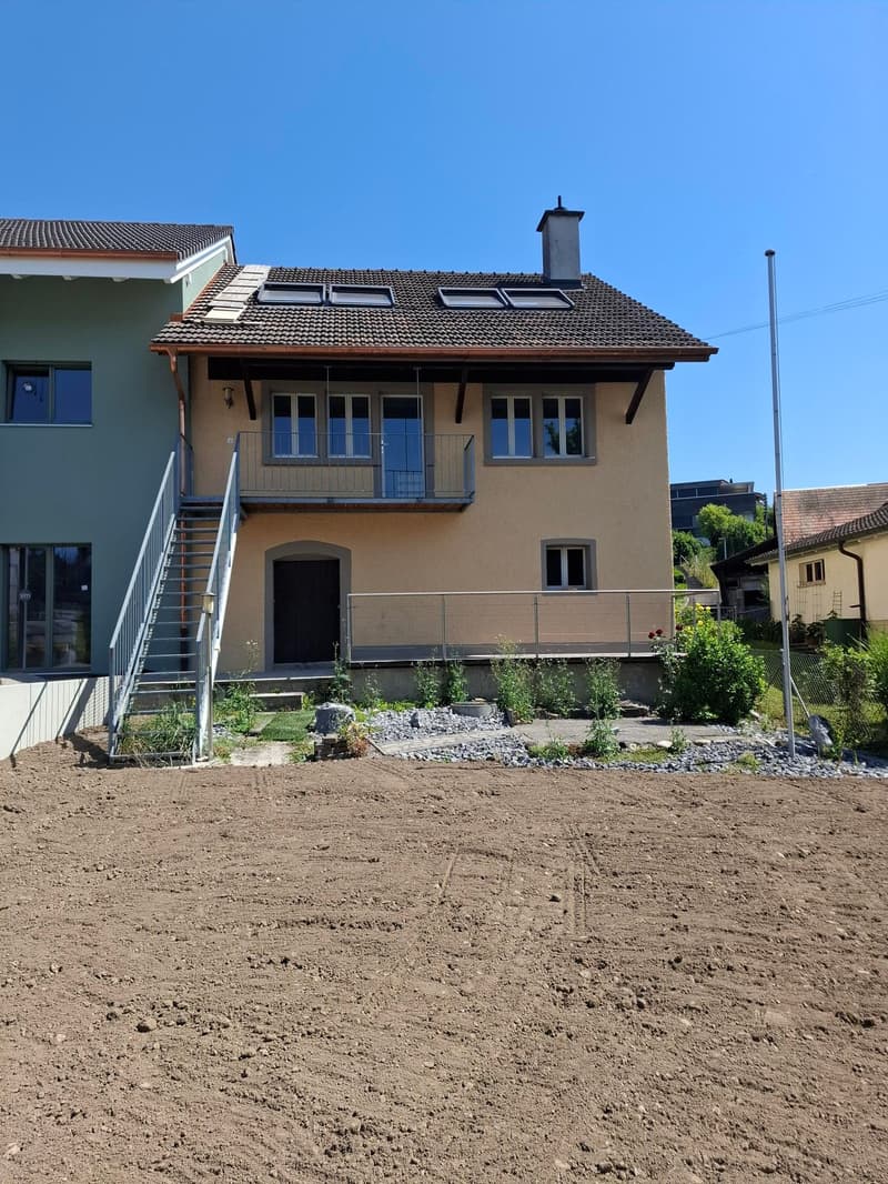 Maison mitoyenne charmante à Küttigen – Charme historique rencontre rénovation moderne (17)