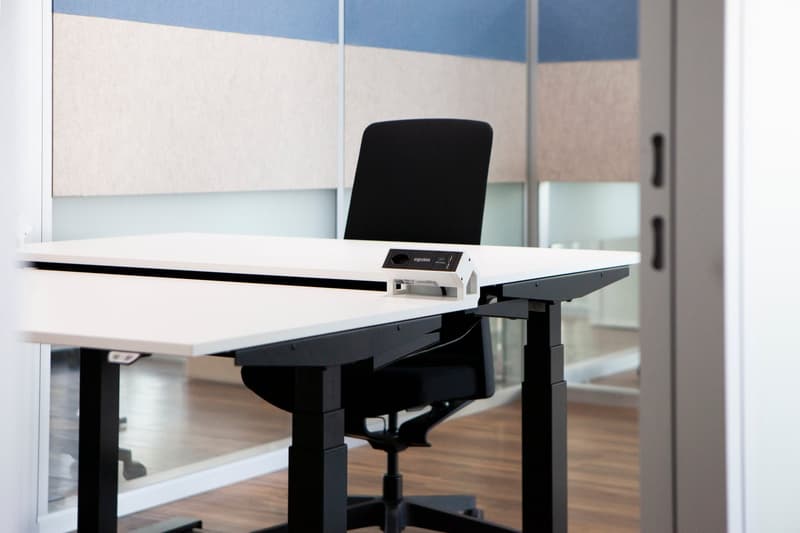 Adjustable desk, standing desk, modern office chair