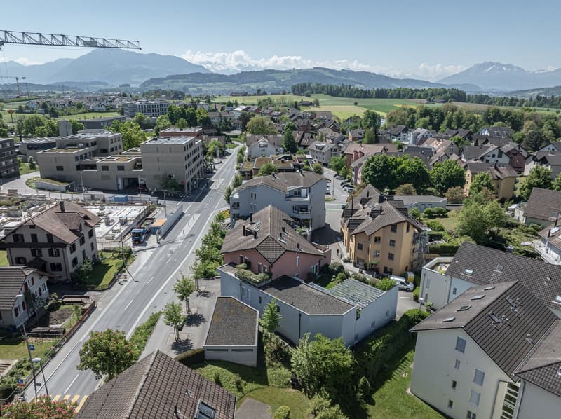 Bright 4-room apartment with balcony and garage in Hünenberg (12)