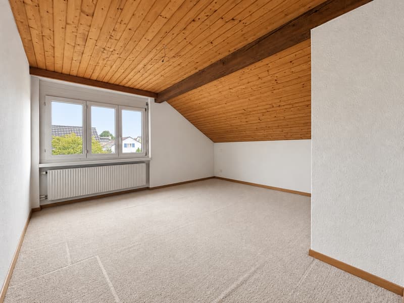 Freistehendes Einfamilienhaus in attraktiver Lage (8)