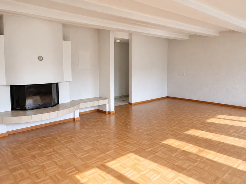 BEFRISTET 1 JAHR - Charmante 2.5-Zimmer-Wohnung im historischen Herzen von Beinwil am See (4)