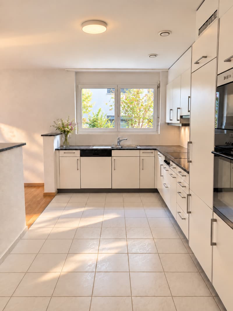 Helle 4.5-Zimmer-Wohnung im Erdgeschoss in Bülach – sofort verfügbar! (4)