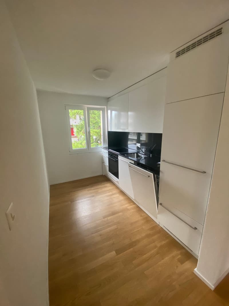 Appartement confortable 3.5 pièces avec balcon à Kriens (2)