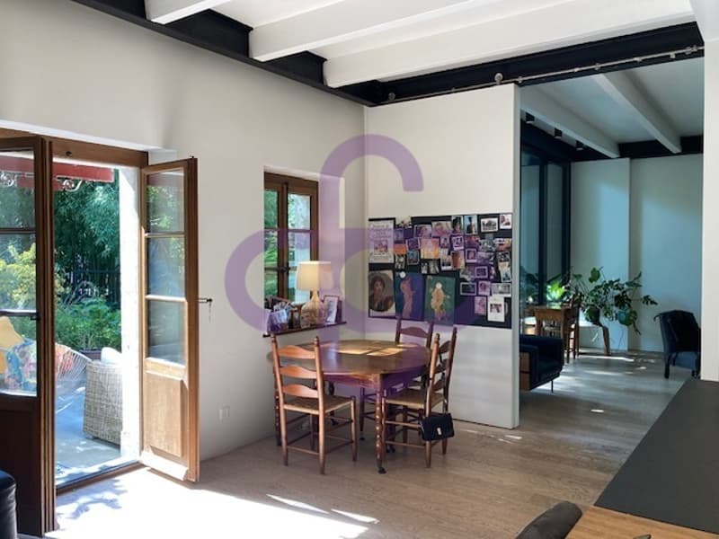 avec son espace salle à manger