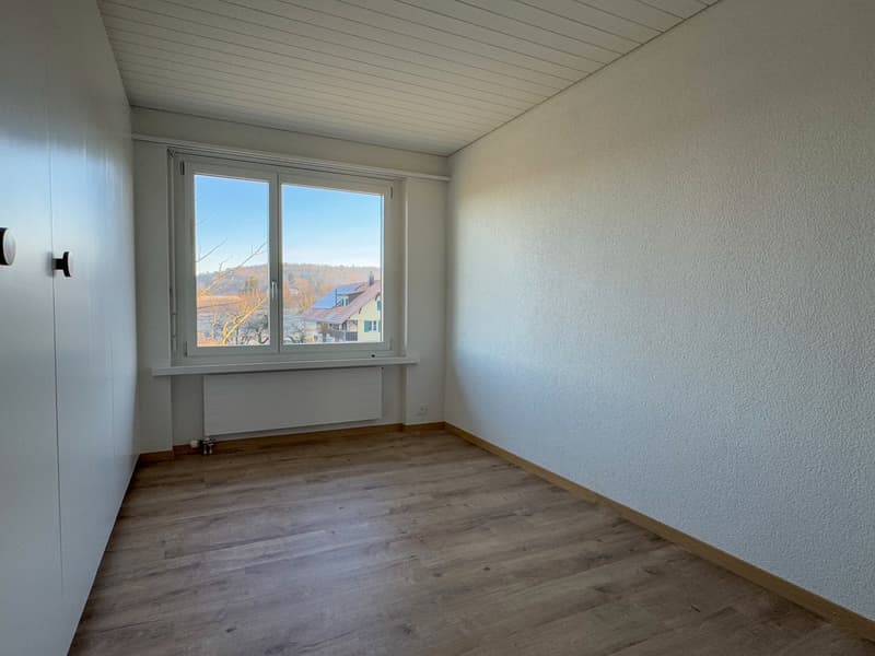 Appartement 4.5 pièces moderne à louer à Bäriswil (7)