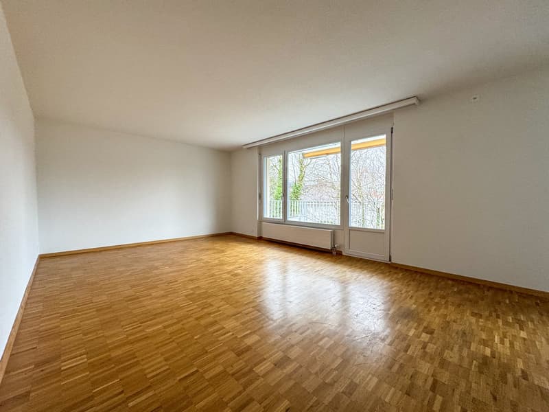 Appartement de 4,5 pièces au rez-de-chaussée avec balcon à Bern-Bümpliz (4)