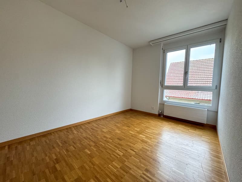 Appartement de 4,5 pièces au rez-de-chaussée avec balcon à Bern-Bümpliz (11)