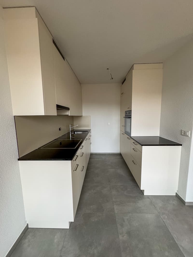 Appartement de 4,5 pièces au rez-de-chaussée avec balcon à Bern-Bümpliz (7)