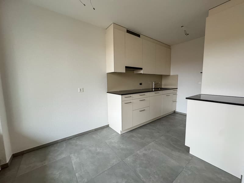 Appartement de 4,5 pièces au rez-de-chaussée avec balcon à Bern-Bümpliz (6)