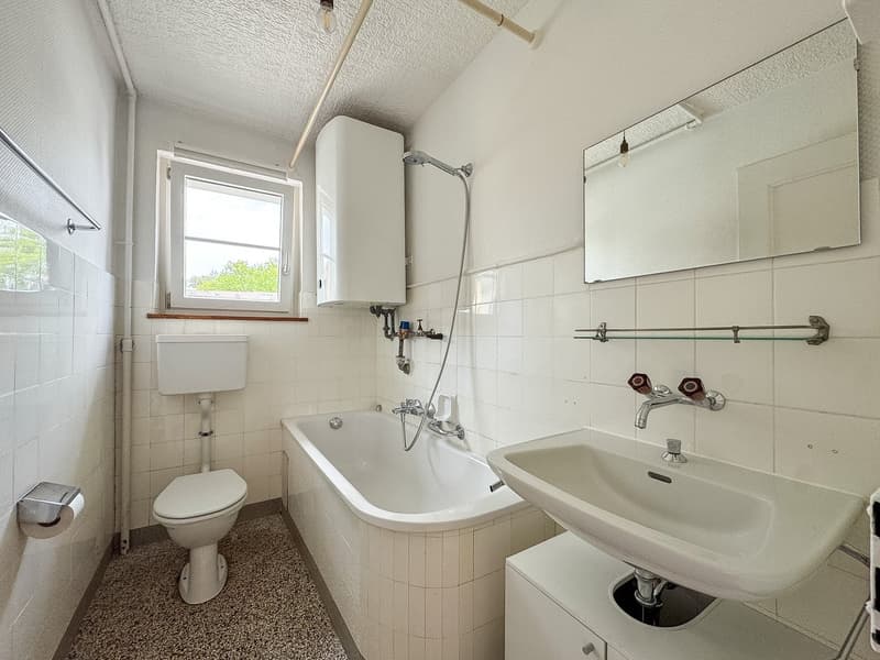 Charmante 3.5-Zimmer-Altbauwohnung mit Balkon (5)